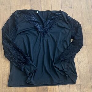 Elegant Black Lace Women's Blouse
